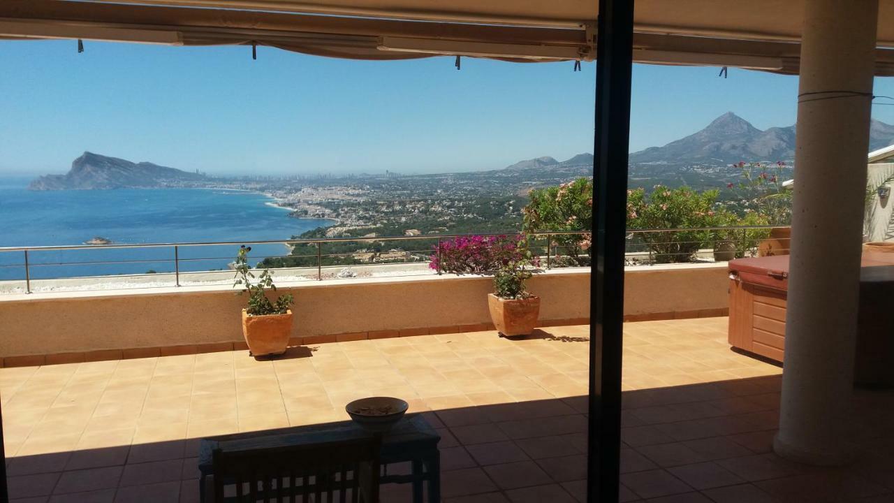 Atico Soleado Con Terraza, Jacuzzi Privado Y Vistas Al Mar Apartment Altea Luaran gambar