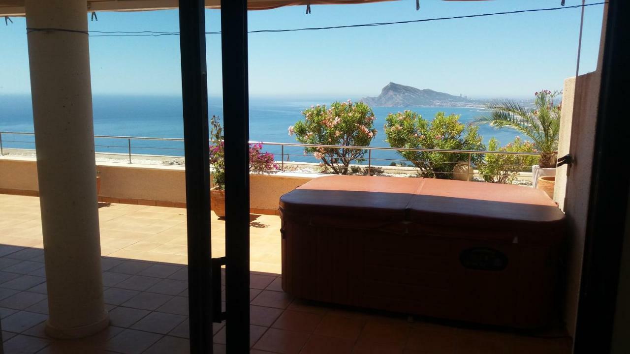 Atico Soleado Con Terraza, Jacuzzi Privado Y Vistas Al Mar Apartment Altea Luaran gambar